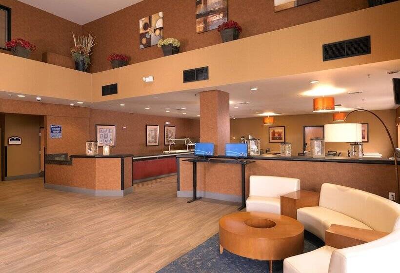 Crystal Inn Hotel & Suites   West Valley City