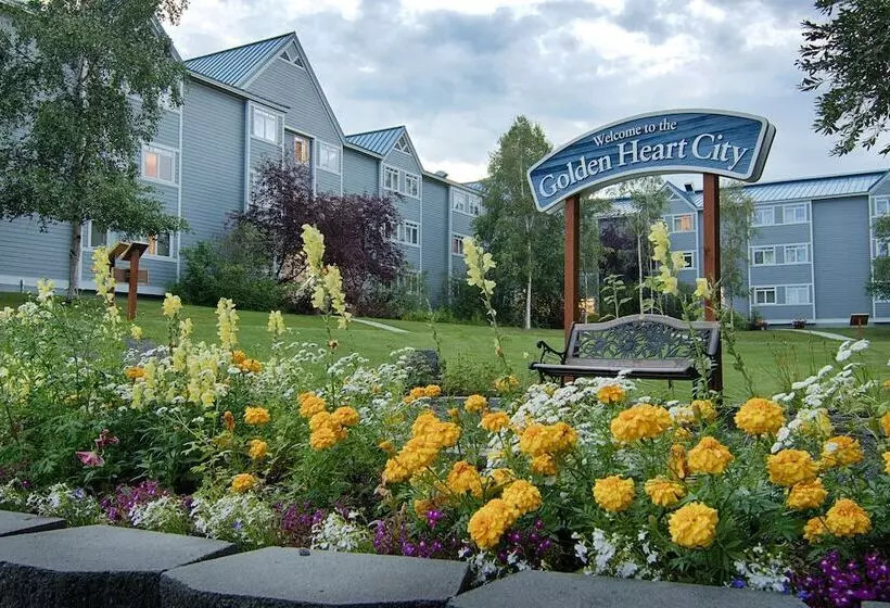 בית מלון כפרי Fairbanks Princess Riverside Lodge