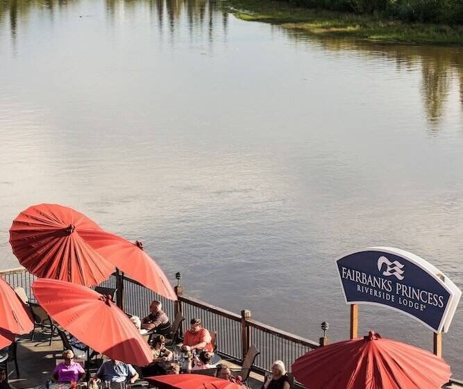 هتل Fairbanks Princess Riverside Lodge