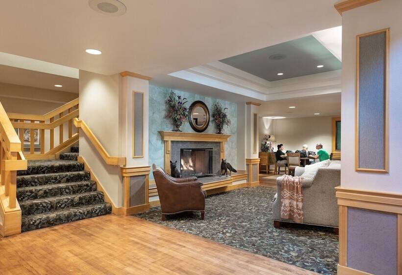 هتل Fairbanks Princess Riverside Lodge