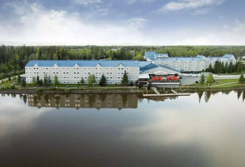 בית מלון כפרי Fairbanks Princess Riverside Lodge