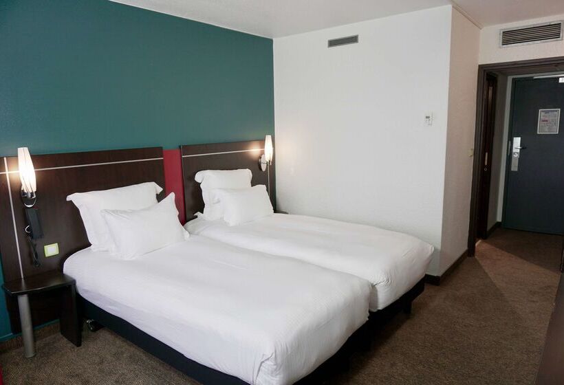 هتل Golden Tulip Roissy Saint Witz