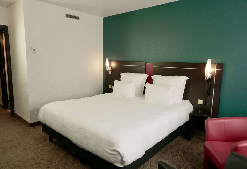 هتل Golden Tulip Roissy Saint Witz