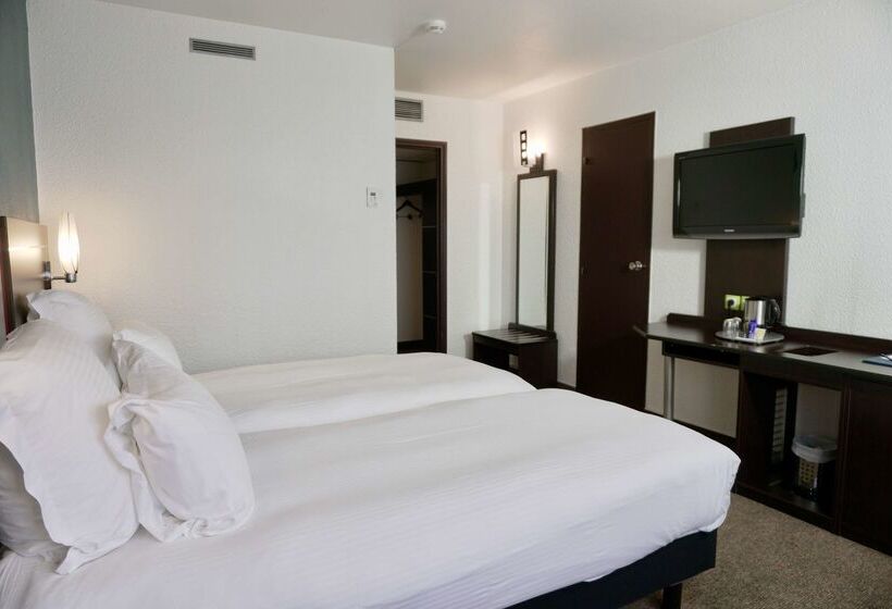 هتل Golden Tulip Roissy Saint Witz