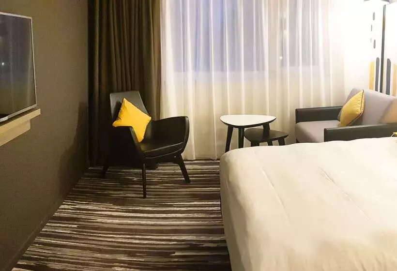 Hotel Golden Tulip Roissy Saint Witz