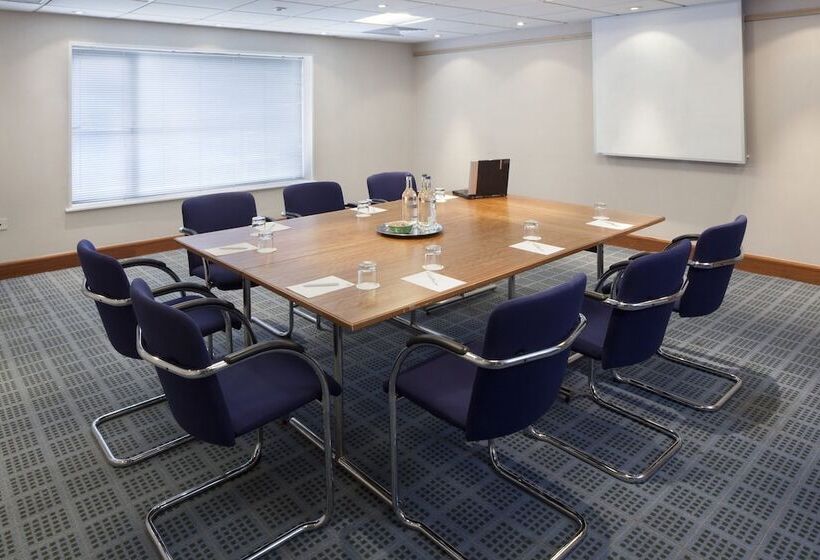 Hotelli Holiday Inn Basingstoke, An Ihg