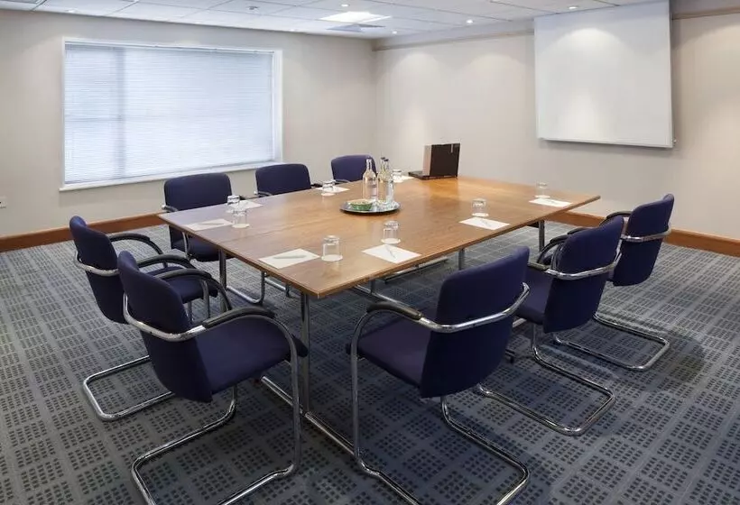 酒店 Holiday Inn Basingstoke, An Ihg