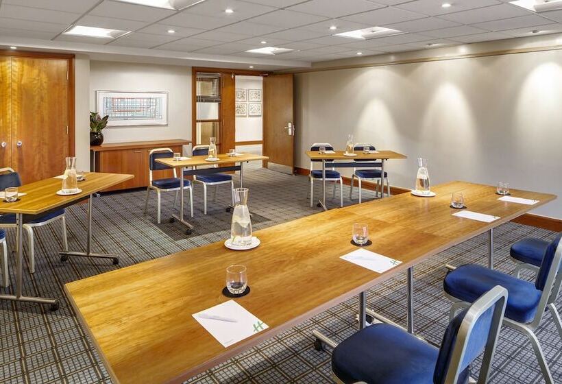 Hotelli Holiday Inn Basingstoke, An Ihg