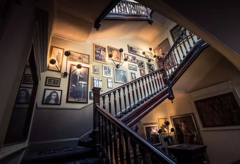 هتل Indigo Edinburgh Princes Street, An Ihg