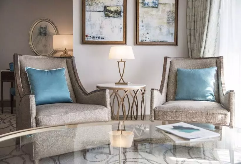 هتل Labourdonnais Waterfront