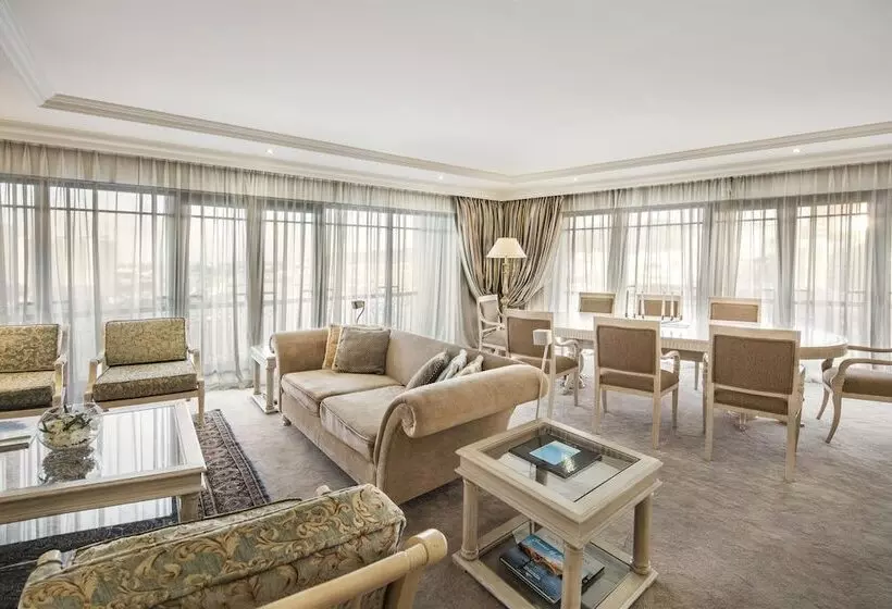 هتل Labourdonnais Waterfront