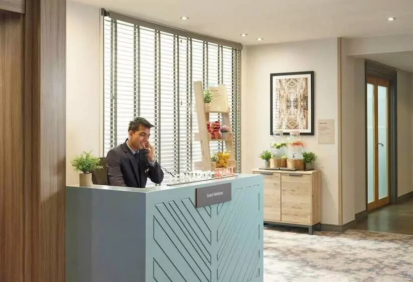 בית מלון כפרי Leonardo Royal Oxford