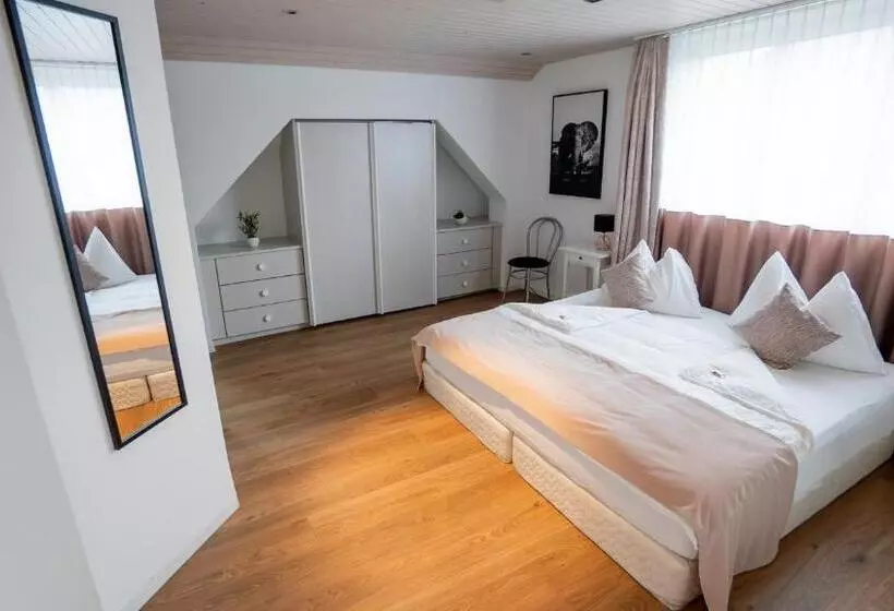 ホテル & Restaurant Rössli