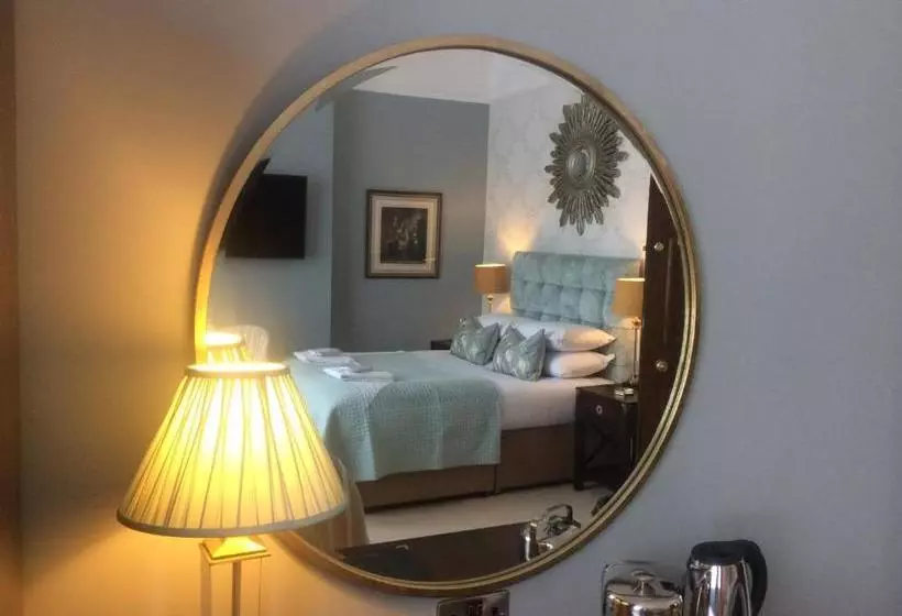 هتل Laura Ashley The Iliffe