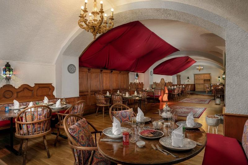 هتل Waldhaus Flims Wellness Resort, Autograph Collection