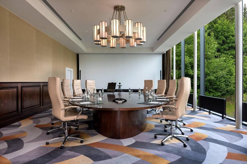 هتل Waldhaus Flims Wellness Resort, Autograph Collection