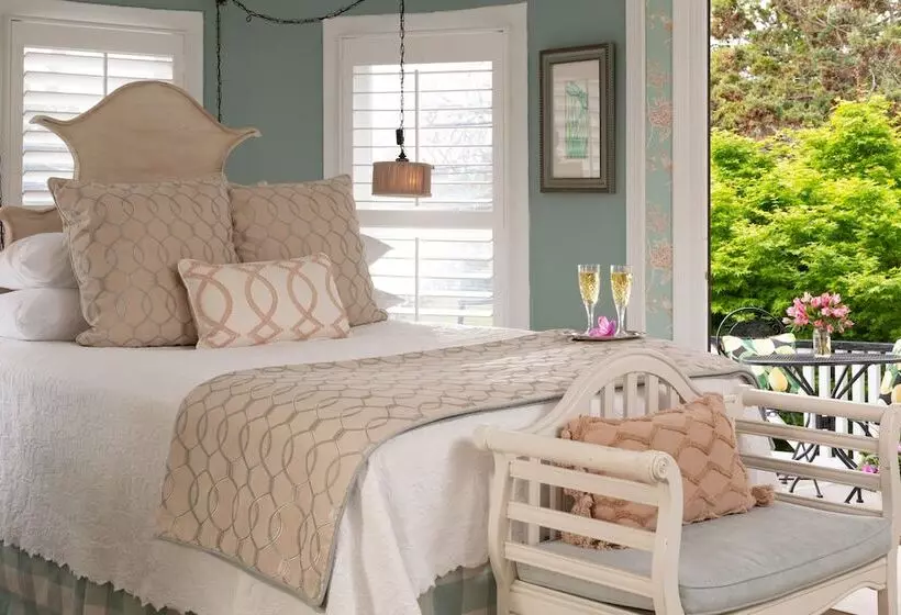 Szálloda White Doe Inn Bed & Breakfast