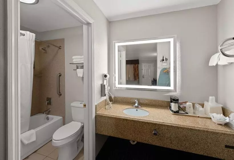 ホテル Best Western Executive Inn