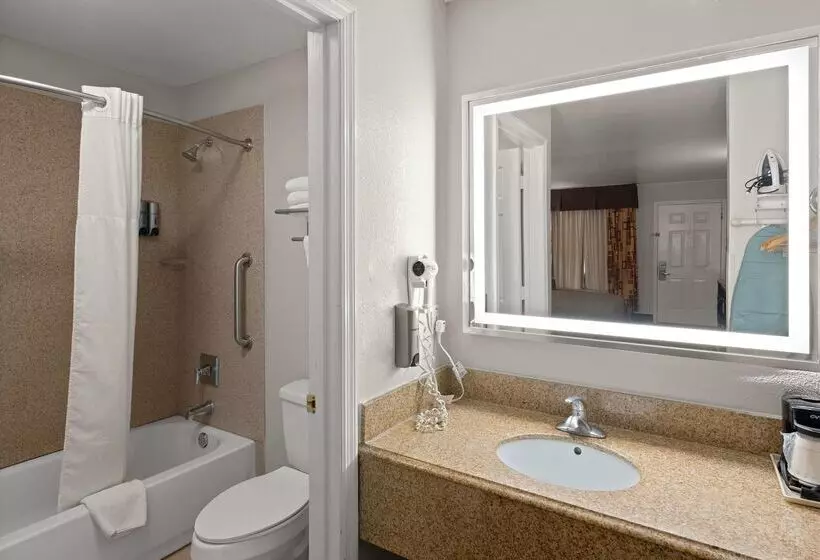 ホテル Best Western Executive Inn