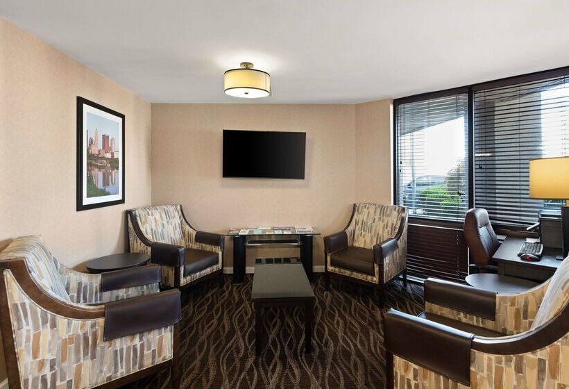 فندق Best Western Executive Inn