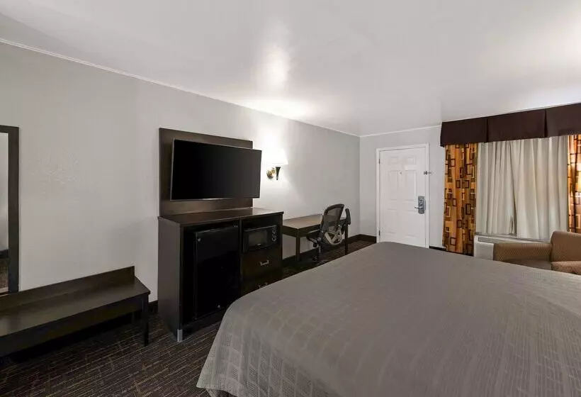 ホテル Best Western Executive Inn