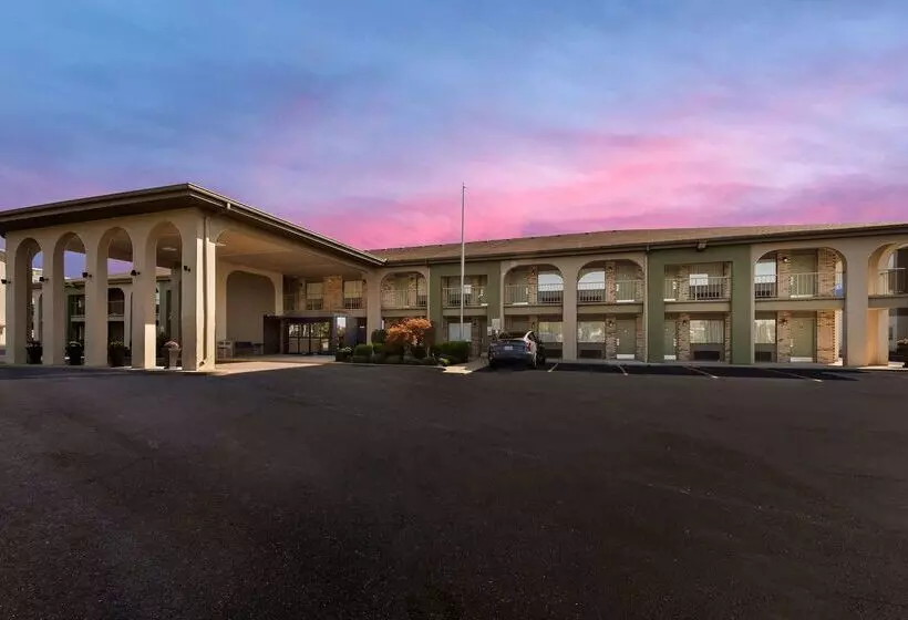 ホテル Best Western Executive Inn