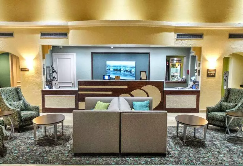 Best Western Plus Deerfield Beach Hotel & Suites