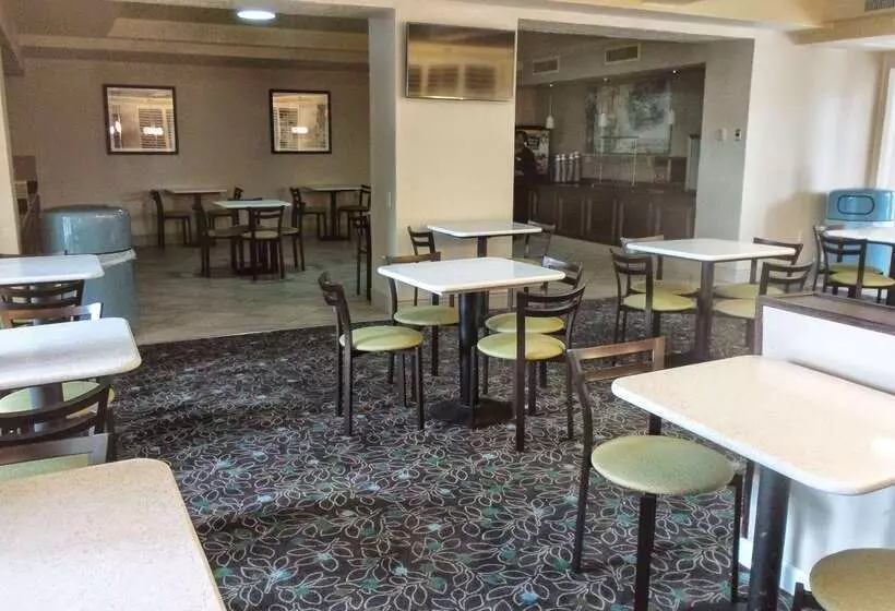 Best Western Plus Deerfield Beach Hotel & Suites