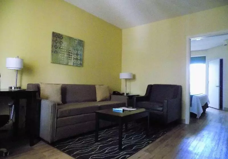 Best Western Plus Deerfield Beach Hotel & Suites