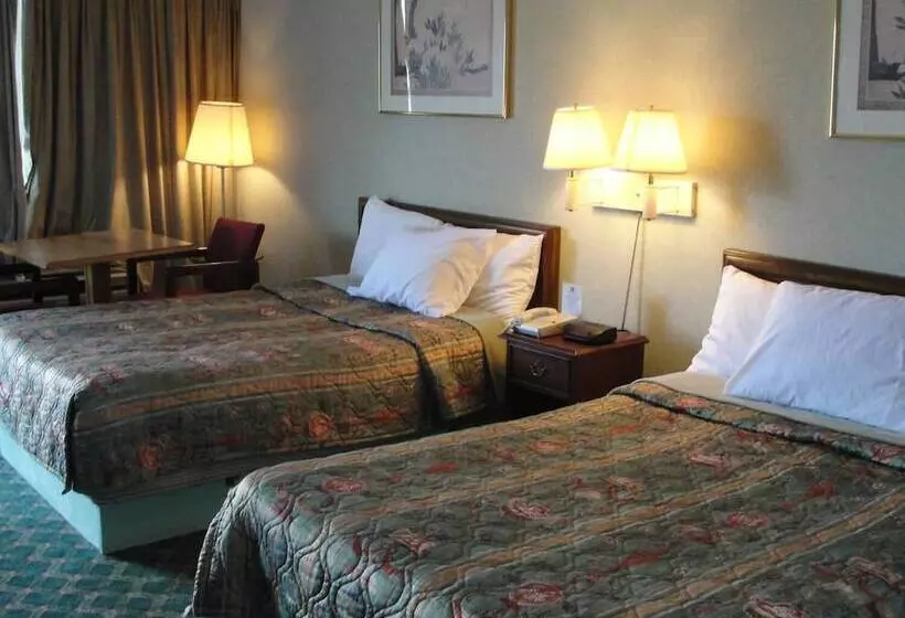 בית מלון כפרי Budget Inn