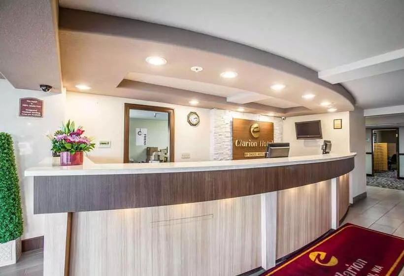 ホテル Clarion Inn Rentonseattle