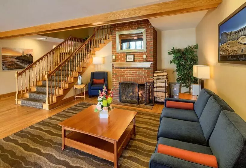 Отель Comfort Inn Brunswick