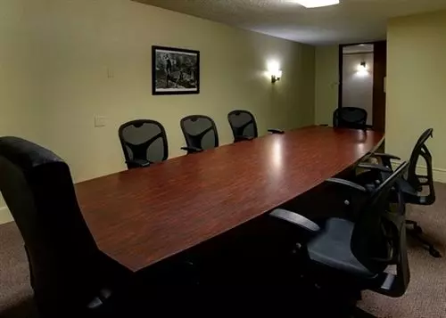 Отель Red Roof Inn Lafayette Airport