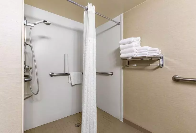 هتل Comfort Inn University Durham  Chapel Hill