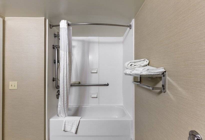 בית מלון כפרי Comfort Inn University Durham  Chapel Hill