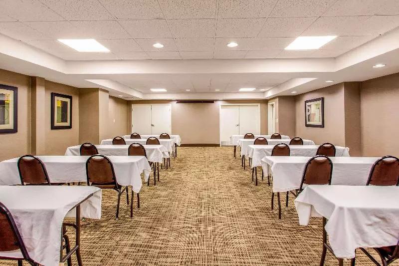 هتل Comfort Inn University Durham  Chapel Hill