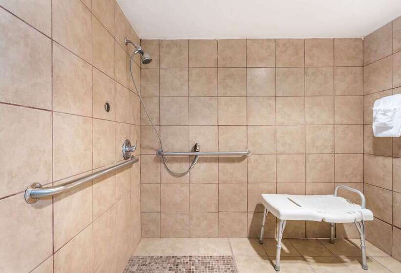 فندق Days Inn By Wyndham Goldsboro