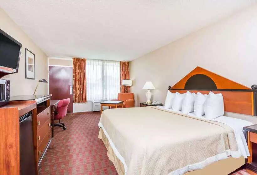 호텔 Days Inn By Wyndham Goldsboro