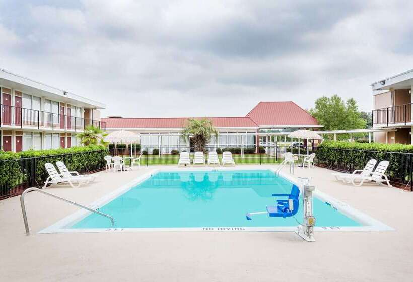 فندق Days Inn By Wyndham Goldsboro