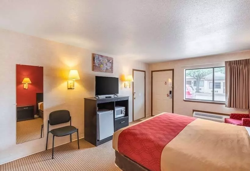 בית מלון כפרי Econo Lodge Fredericksburg