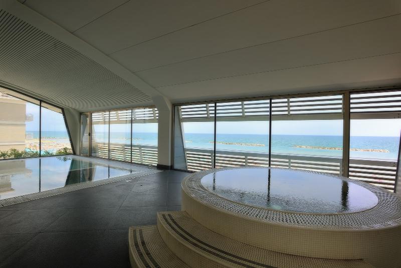 Excelsior Hotel, Spa & Lido