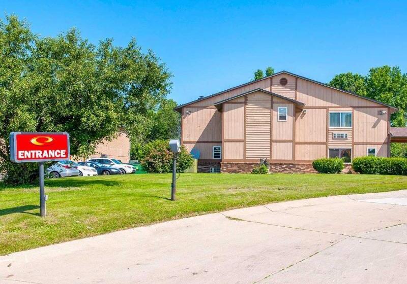 בית מלון כפרי Fairbridge Inn Express Chesterton