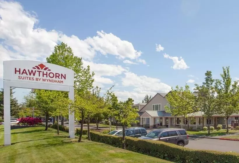 Отель Hawthorn Suites By Wyndham Kent/seatac Airport