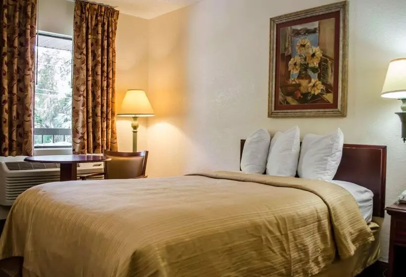 فندق Quality Inn Crystal River