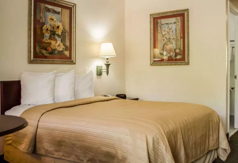 فندق Quality Inn Crystal River