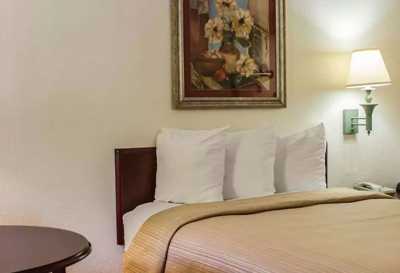 فندق Quality Inn Crystal River