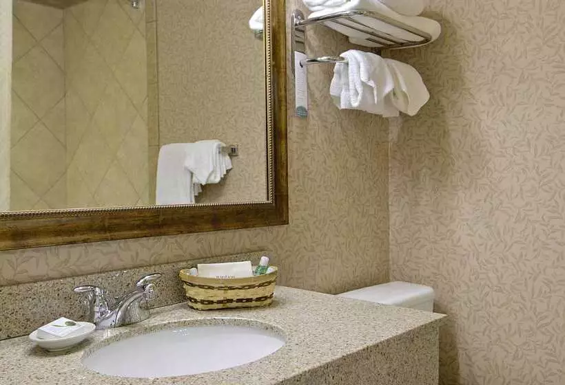 Red Lion Hotel Wenatchee City Center