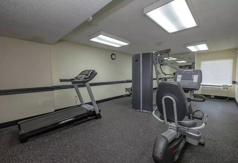 Отель Red Roof Inn Charlotte  University