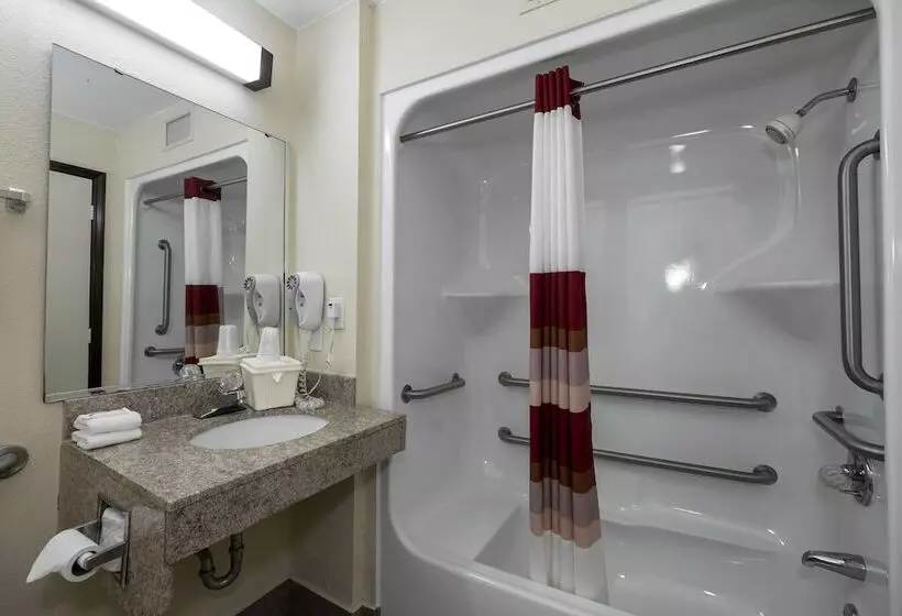 Отель Red Roof Inn Charlotte  University