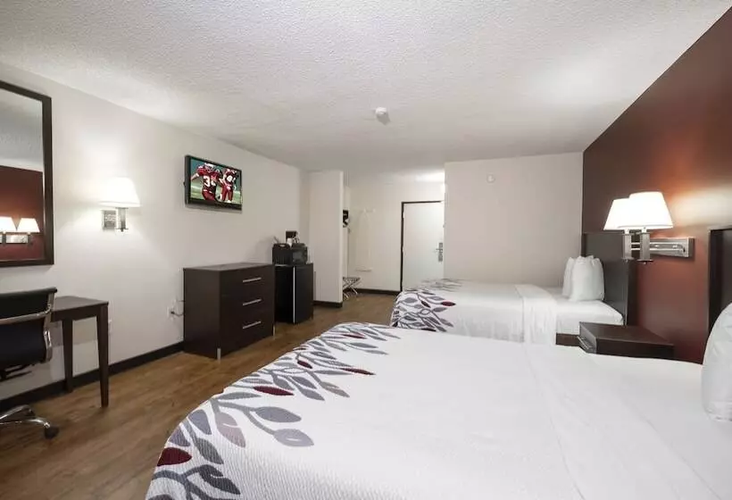 Отель Red Roof Inn Charlotte  University